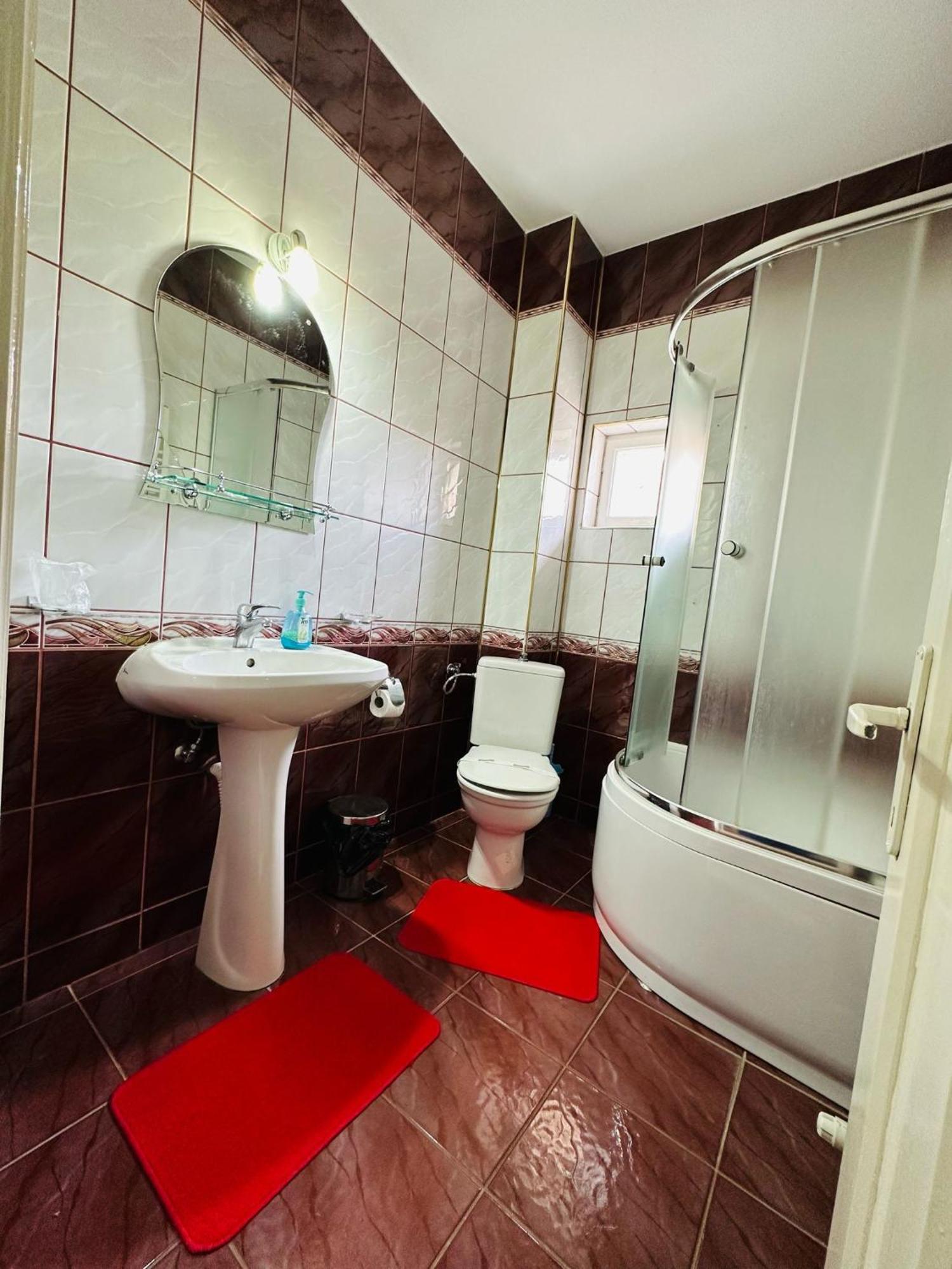 Rapsodia Sinaia Bed & Breakfast Exterior photo