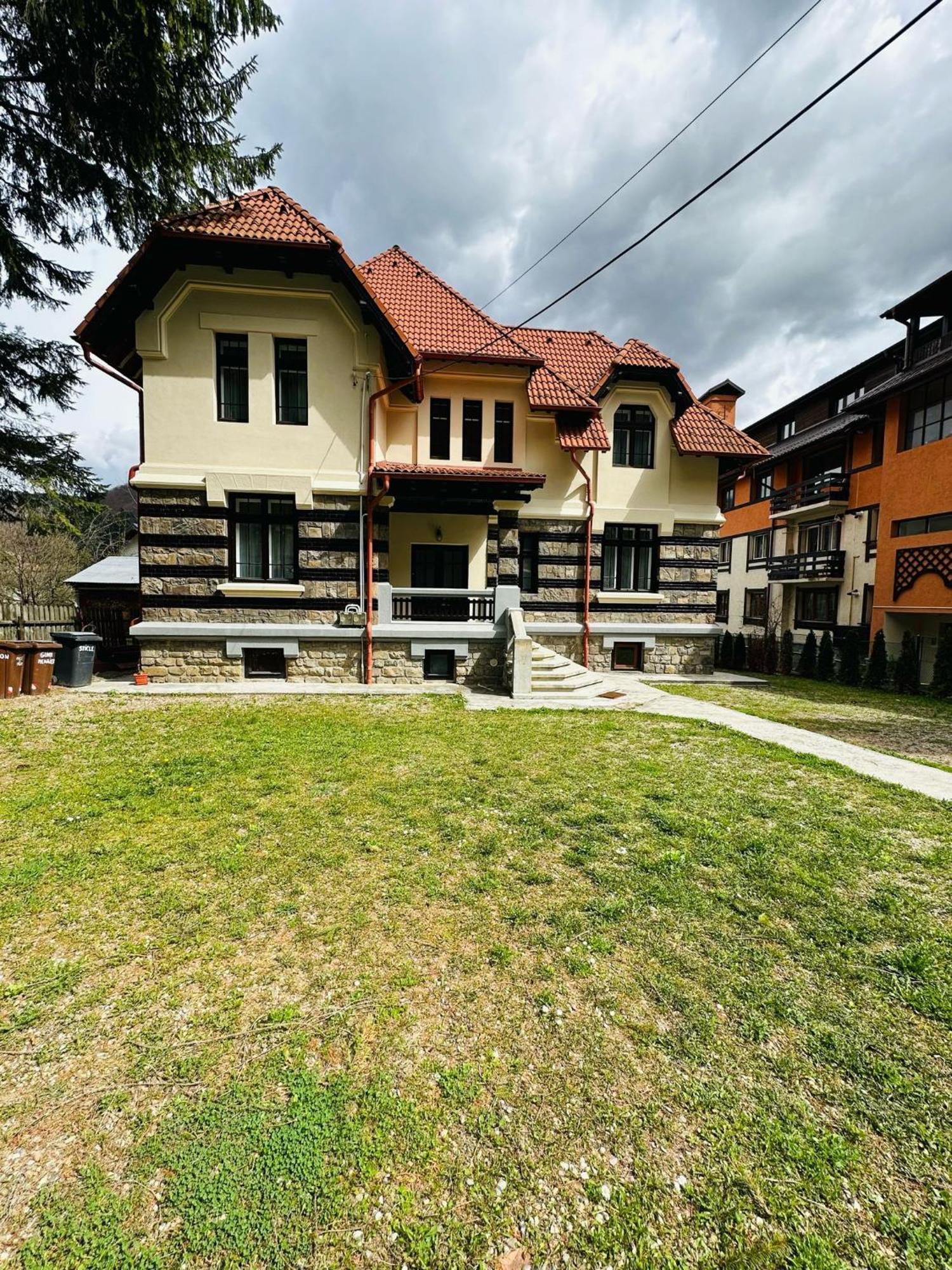 Rapsodia Sinaia Bed & Breakfast Exterior photo